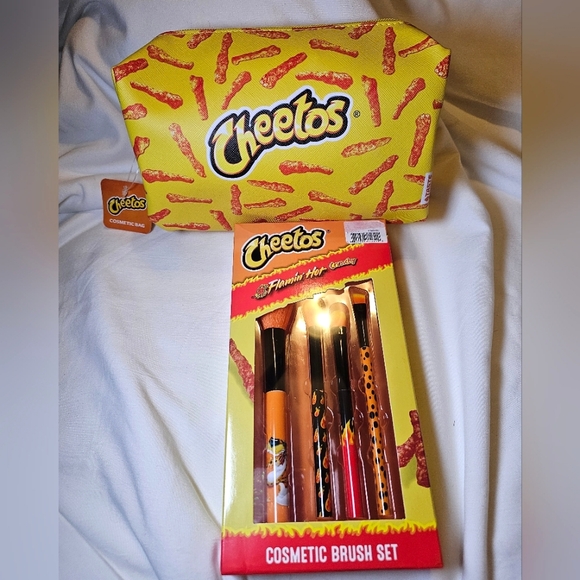 Cheetos Other - NWT Cheetos Brush Set & Cosmetic Bag